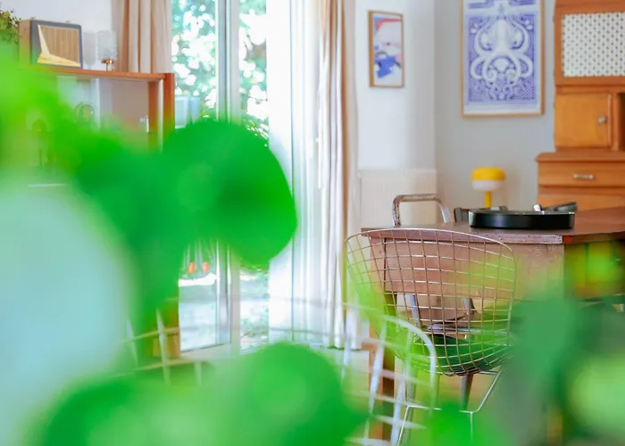 בית נופש Tres Jolie Maison De - 6 Personnes *