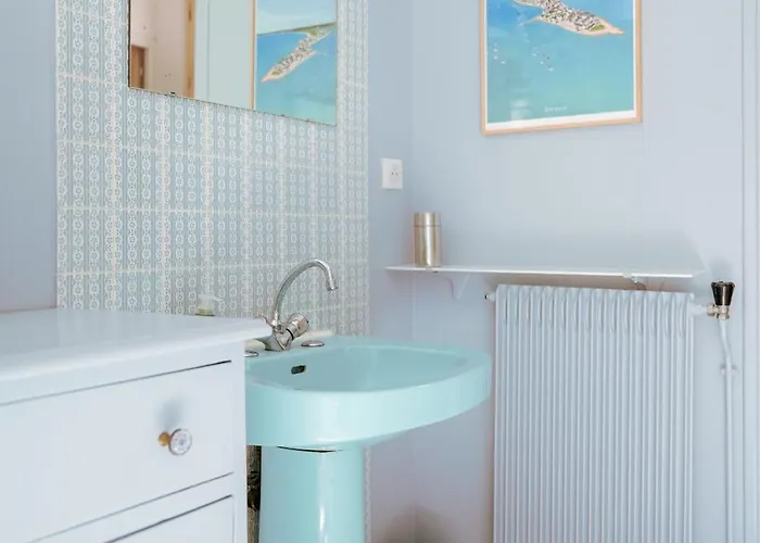 Tres Jolie Maison De - 6 Personnes La Pironnière