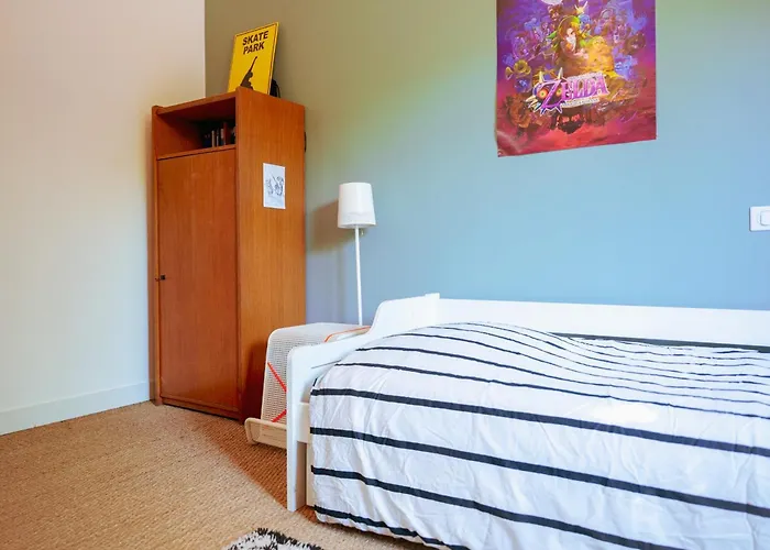 Tres Jolie Maison De - 6 Personnes Nyaraló *